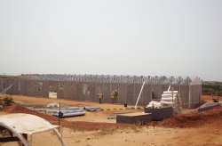 Senegaldagi ma'dan Prefabrik binosi